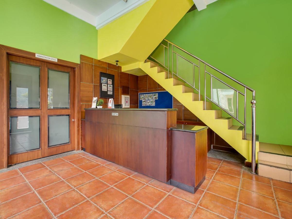 Oyo 3896 Villa Pesona Wisata Puncak Cianjur Eksteriør billede