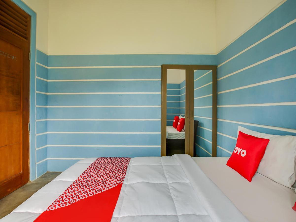 Oyo 3896 Villa Pesona Wisata Puncak Cianjur Eksteriør billede
