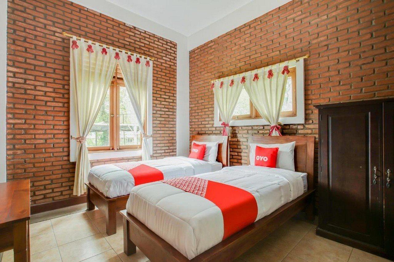 Oyo 3896 Villa Pesona Wisata Puncak Cianjur Eksteriør billede