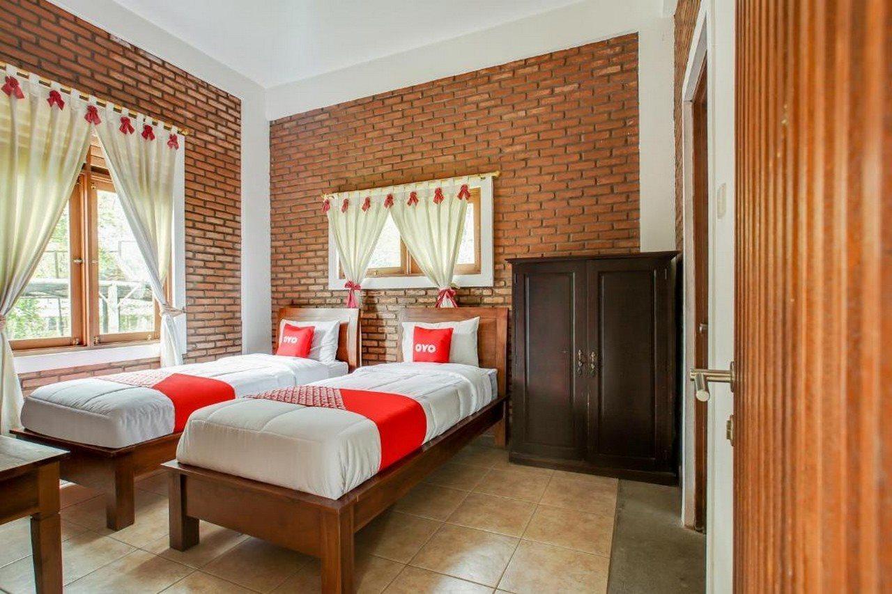 Oyo 3896 Villa Pesona Wisata Puncak Cianjur Eksteriør billede